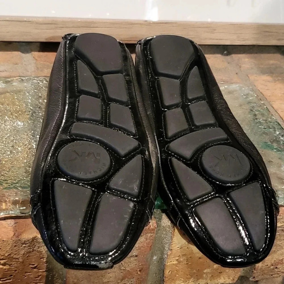 MICHAEL Kors MK "Fulton" Black Leather w/Metal Logo Driving Moc Sz 7.5 - Picture 7 of 12